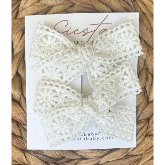 Pigtail Bow Set- White Lace