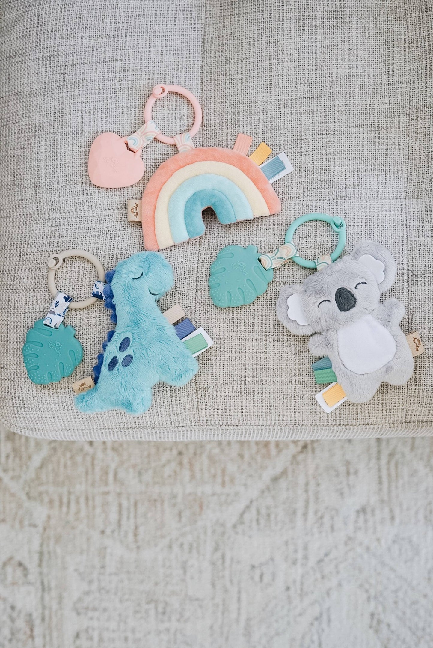 Itzy Pal™Rainbow Plush + Teether