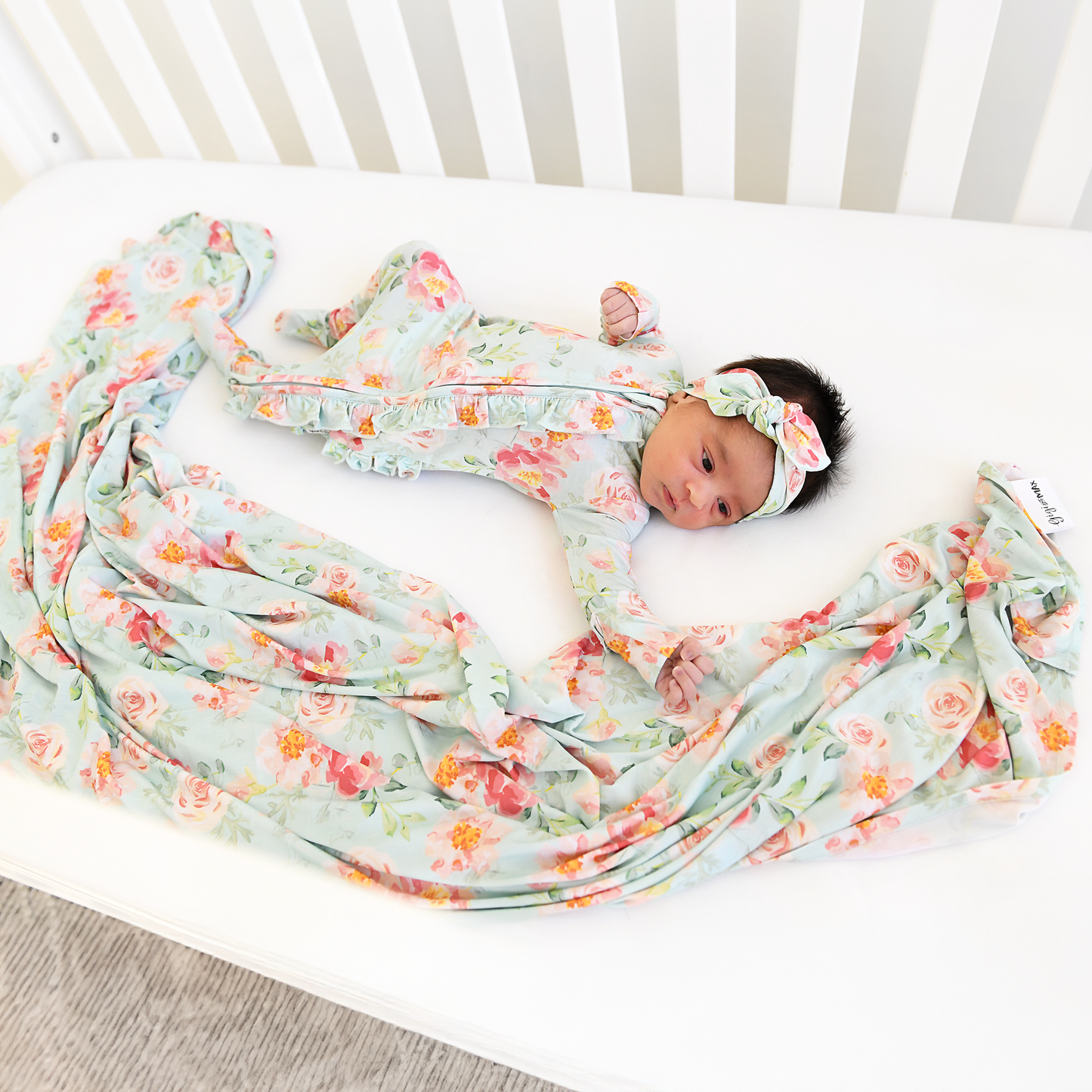 Mae Floral Ruffle Zip